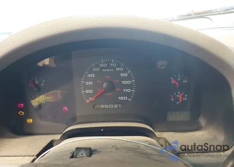 2005 Ford F-150 Stx/Xl/Xlt z USA, uszkodzony, nr VIN 1FTRF14W95NB54369